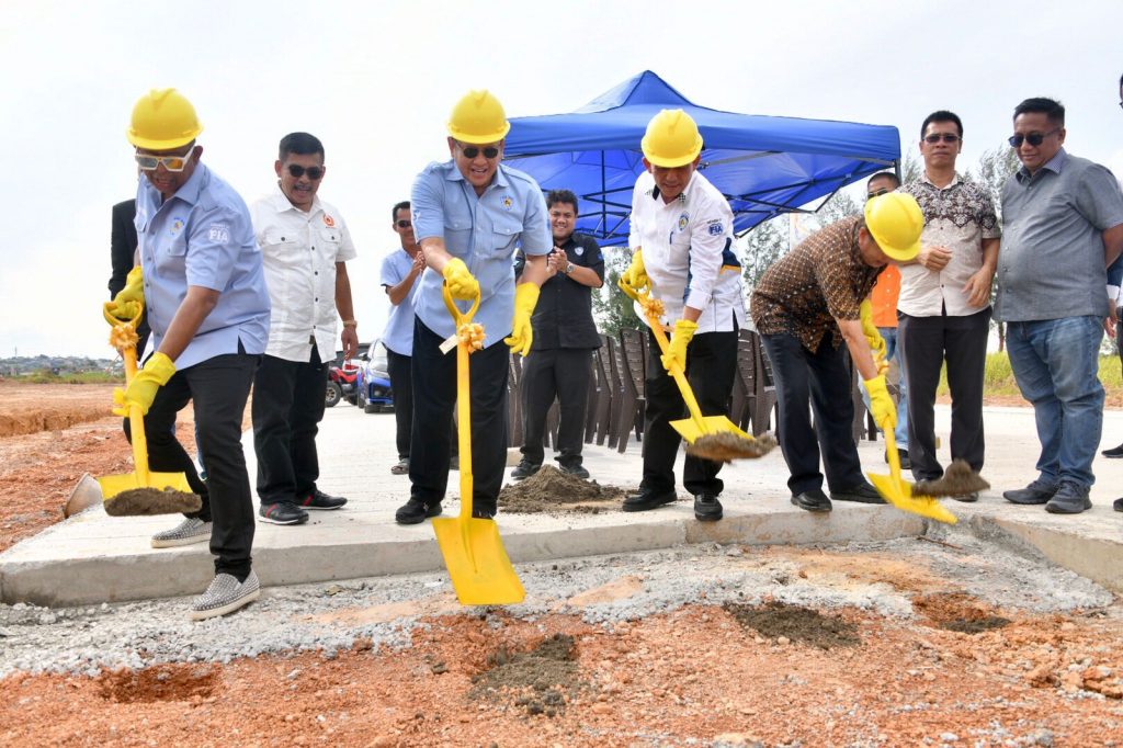 Ketua Umum IMI Bamsoet Lakukan Ground Breaking Pembangunan Sirkuit Balap Blackstone Bengkong Golden City di Batam