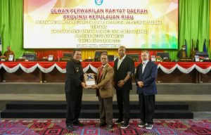 DPRD Kepri Gelar Rapat Paripurna Penyampaian Nota Keuangan APBD 2023
