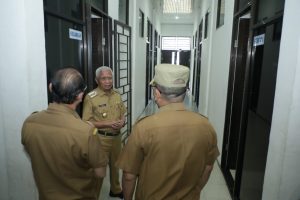 Bupati Asahan Pantau Hari Pertama Kerja ASN di Beberapa OPD