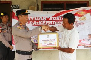 Selama Bulan Puasa Polres Bintan Terus Berikan Bansos Kepada Masyarakat