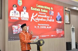 Buku Komunikasi Dan Kebijakan Publik Karya Tulis Bupati Batu Bara