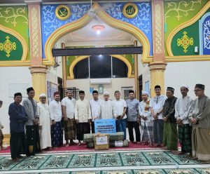 Gelar Safari Ramadhan, PIM Salurkan Bantuan untuk 18 Meunasah di Desa Lingkungan Perusahaan