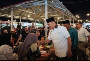 Bupati Zahir Resmikan Gerai Kuliner VRZ Podomoro