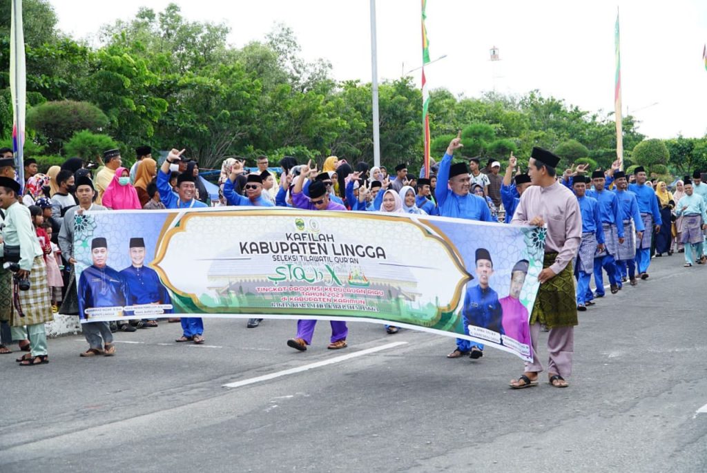 Kafilah Kabupaten Lingga Turut Memeriahkan Pawai Taaruf STQH ke X Tingkat Provinsi Kepri
