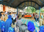 Turut Belasungkawa, Bupati Batu Bara Takziah Ke Rumah Duka Guru UPTD SD Negeri Gunung Bandung