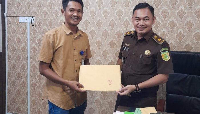 LPK Kepri Laporkan Kasus Dugaan Ganti Kemasan Beras ke Kejari Tanjungpinang