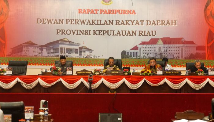 DPRD Kepri Gelar Paripurna Pandum Fraksi Terhadap Ranperda APBD 2024