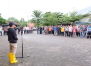 Melalui DID, PJ Walikota Tanjungpinang Serahkan alat Penunjang Untuk Program Padat Karya