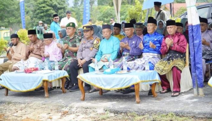 Bupati Lingga M Nizar hadiri peletakan batu pertama Gedung Perpustakaan Daerah Kabupaten Lingga