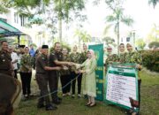 Jelang Idul Adha 1445 H, Kajati Kepri Serahkan Hewan Qurban di Masjid Shafwan