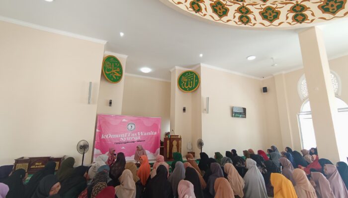 Komunitas Wanita Syurga Launching Kajian Perdana di Masjid Al-Iltizam Tanjungpinang.