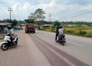 Warga Keluhkan Truck Proyek Polder Sri Katon Penyebab Polusi udara