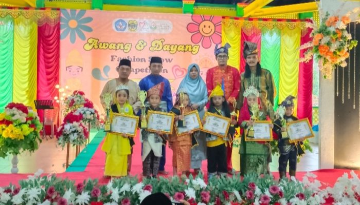 Yey! Anak TK Negeri Pembina Daik Lingga Juara Lomba Fashion Show 2024