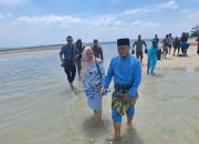 Mengarungi Air Laut dengan Berjalan Kaki, Ryan: Pak Bupati Sosok Teladan Sebagai Seorang Pemimpin