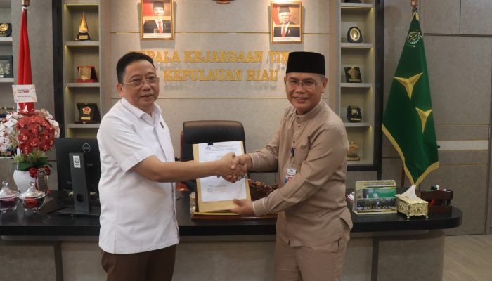 Kejati Kepri Terima Dokumen Perhitungan Kerugian Negara Rp14 Miliar Terkait Dugaan Korupsi PNBP di Pelabuhan Batam