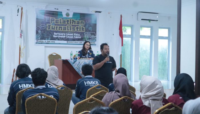Belajar Kritis via Menulis Berita, HMKB Gandeng PWI Tanjungpinang
