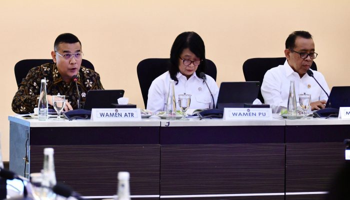 Wamen Ossy Laporkan Progres Pengadaan Tanah untuk Huntap Warga Terdampak Erupsi Gunung Lewotobi Laki-laki ke Menko PMK