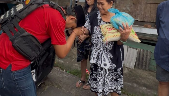 Tanpa Memandang Suku dan Agama, Bripka Zulhamsyah Hadirkan Keberkahan di Kampung Senggarang