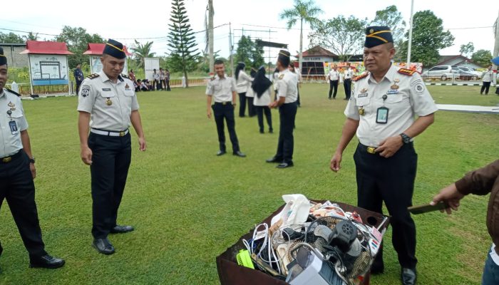 Lapas Kelas IIA Tanjungpinang Deklarasikan Zero HALINAR, Musnahkan Barang Hasil Razia